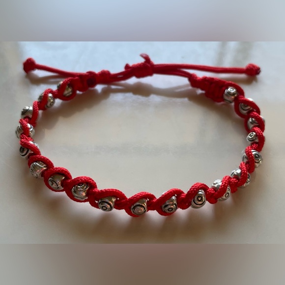 New Threaded Beaded Bracelet - Picture 2 of 4